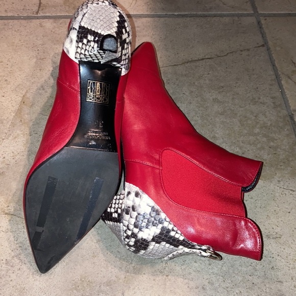 Diane B Fabulous Red Ankle Boots Size 36 - Picture 8 of 9